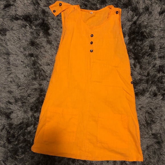 Orange dress - Picture 2 of 5